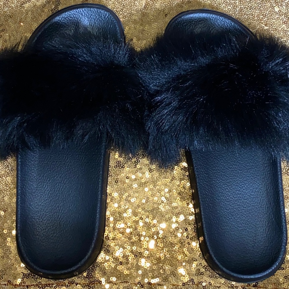Black Faux Fur Slippers